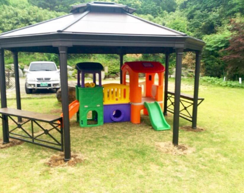 Ecoheim Pension ยางยาง ภายนอก รูปภาพ